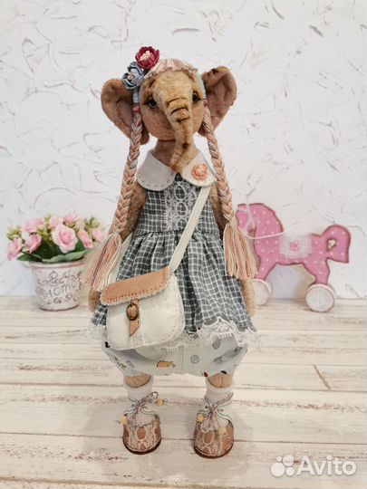 Слоняша Майя