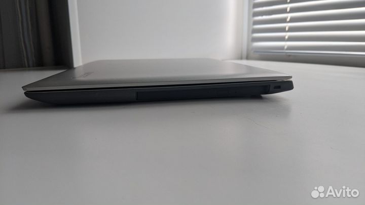 Ноутбук Lenovo Ideapad 320-15ikb