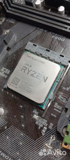 Процессор AMD Ryzen 5 3400G