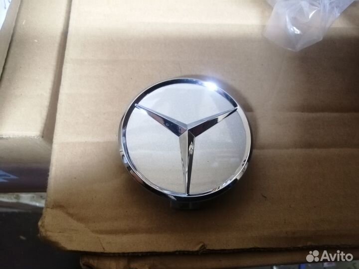 Заглушка диска колпачок Mercedes