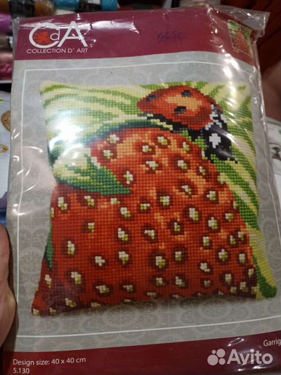 Вышивка на подушку гобелен