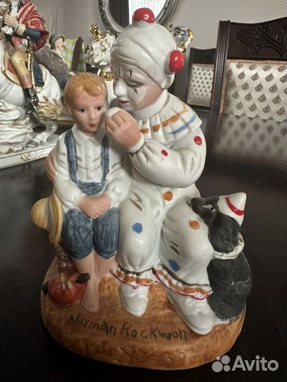 Статуэтка клоун