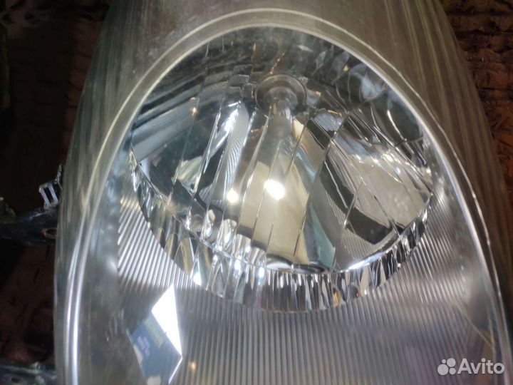 Фары nissan march k12