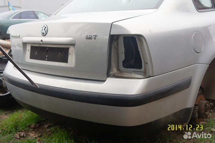 Фольцваген Б5-крышка багажника, зад. бампер