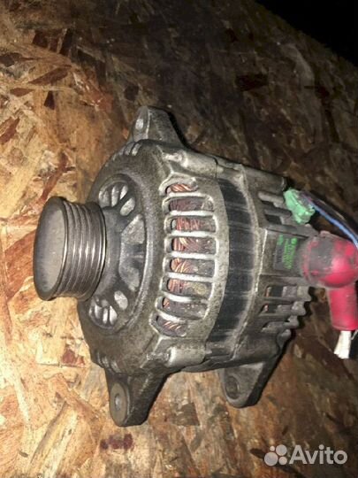 Генератор EJ20 Subaru Legacy BE BE5 23700AA330 LR1