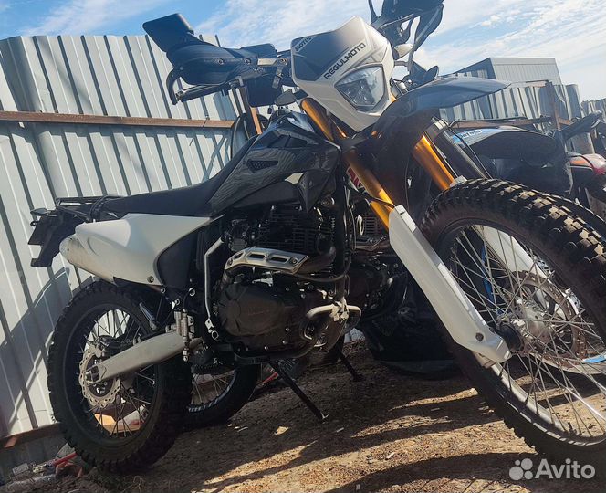 Мотоцикл Regulmoto Sport 003 250 PR