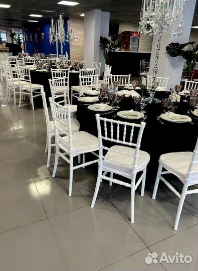 Ресторанный стул