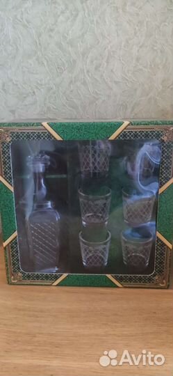 Набор графин и рюмки