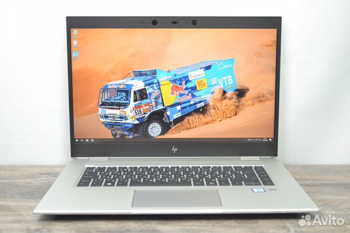 HP Elitebook 1050 G1 4K