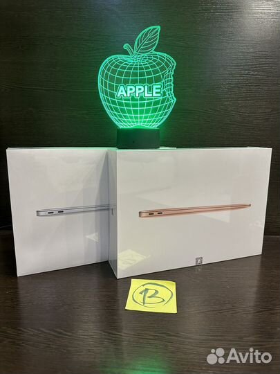 Apple MacBook Air 13 M1 8/256 Новый Чек