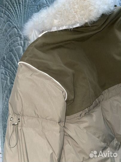 Пуховик зимний женский с овчинным воротником