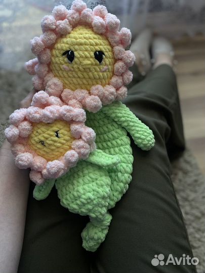 Игрушка цветок обнимашка