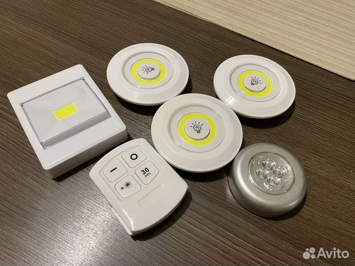 Светодиодный светильник на батарейках