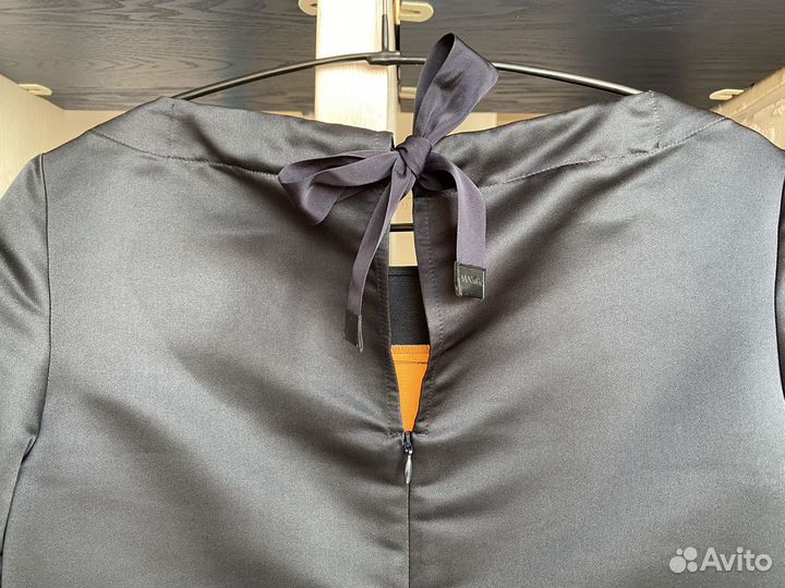 Платье Max&Co Очень стильное