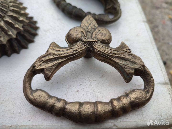 Дверная ручка бронза