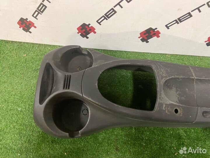 Центральная консоль Ford Focus 1