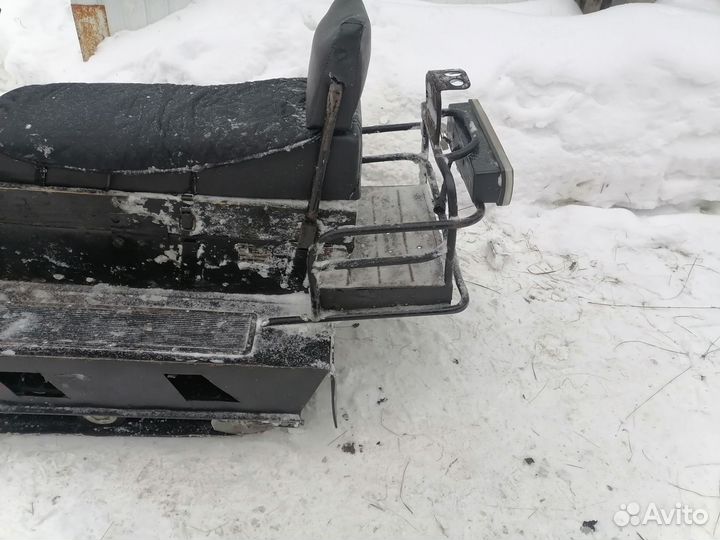 Снегоход буран двух лыжный, с документами