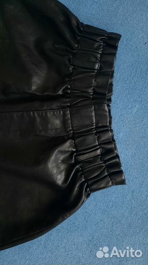 Кожаные шорты