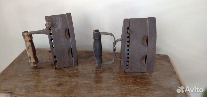 Утюг чугунный старинный