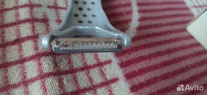 Нож для чистки овощей