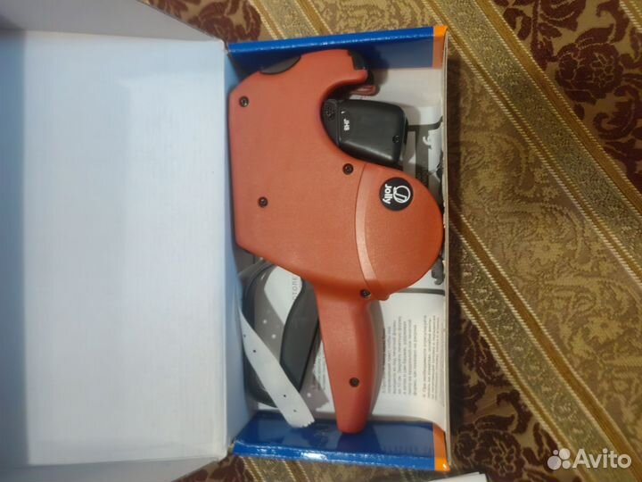 Этикет пистолет новый, Италия