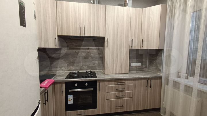 1-к. квартира, 37 м², 3/3 эт.