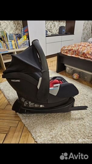 Авто люлька Recaro Privia evo isofix