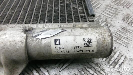 Радиатор кондиционера opel astra J (7BN08KB01)