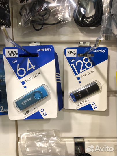 Карта памяти MicroSD