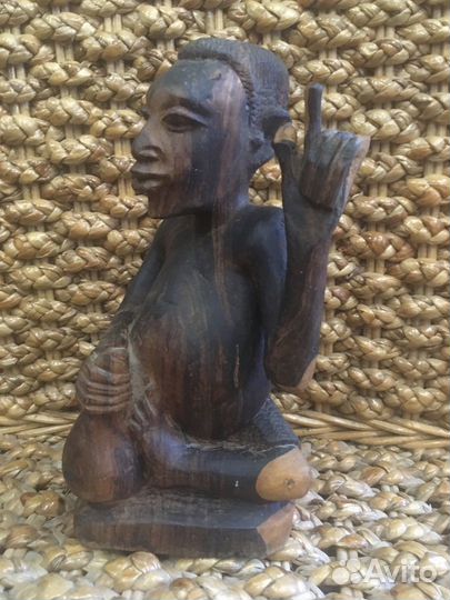 Статуэтка из эбенового дерева