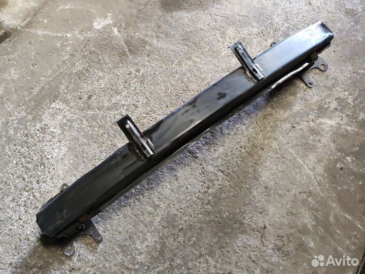 Усилитель переднего бампера skoda fabia 2