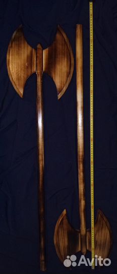 Секира деревянная лакированная, 110 см