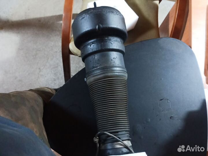 Передняя пневмостойка на Мерседес s221 4 matic