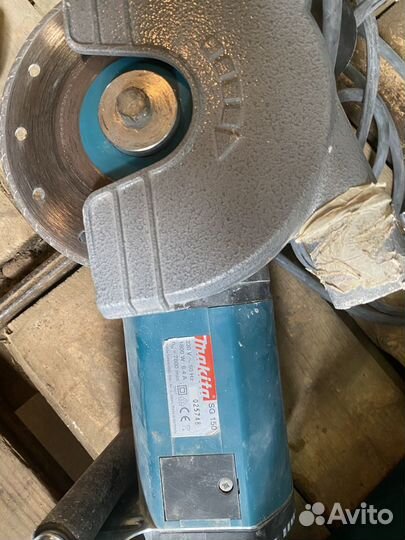 Аренда штробореза Makita SG150 и маятниковой пилы