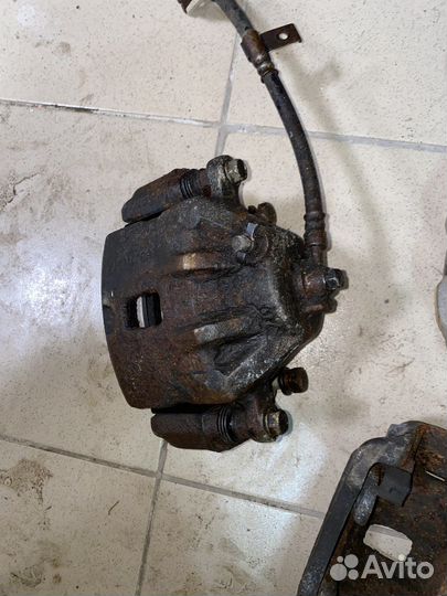 Суппорт Hyundai NF/Sonata NF, Optima/Magentis