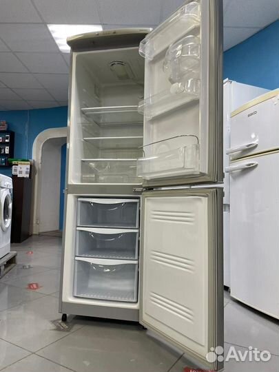 Холодильник Samsung / Гарантия / Доставка