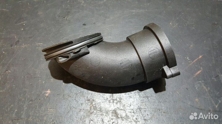 Патрубок воздушного фильтра Porsche Cayenne 957