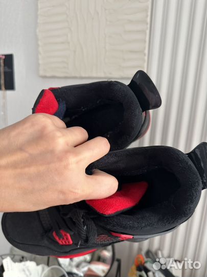 Кроссовки утепленные