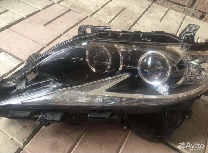 Фара левая lexus gs300 ga350
