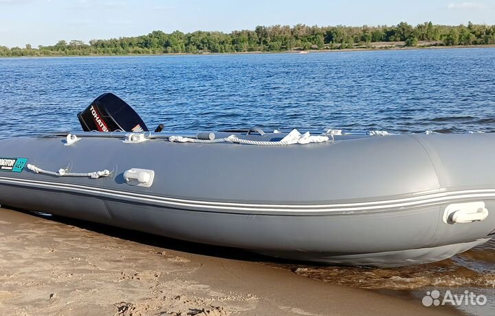 Лодка пвх Gladiator E420S и мотор Toxatsu 25