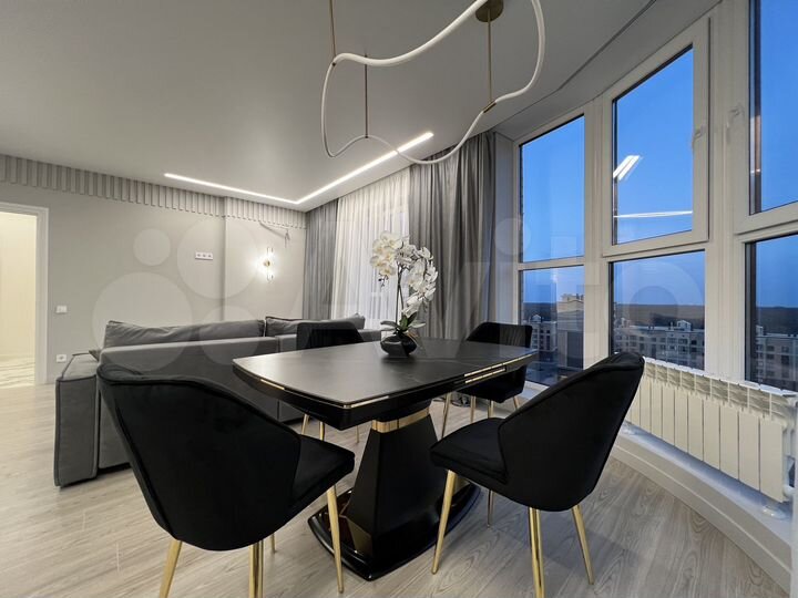 3-к. квартира, 80 м², 12/18 эт.