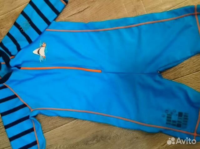 Комбинизон для плавания на мальчика с защитой