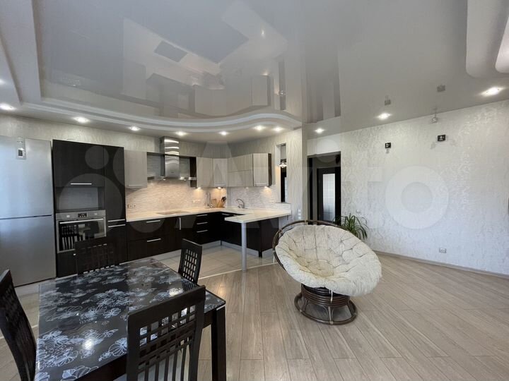 4-к. квартира, 112 м², 5/6 эт.