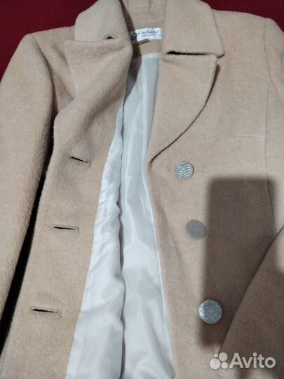 Exclusive укороченное пальто шерстяное 44-46
