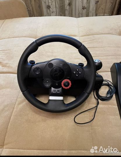 Игровой руль logitech driving force gt