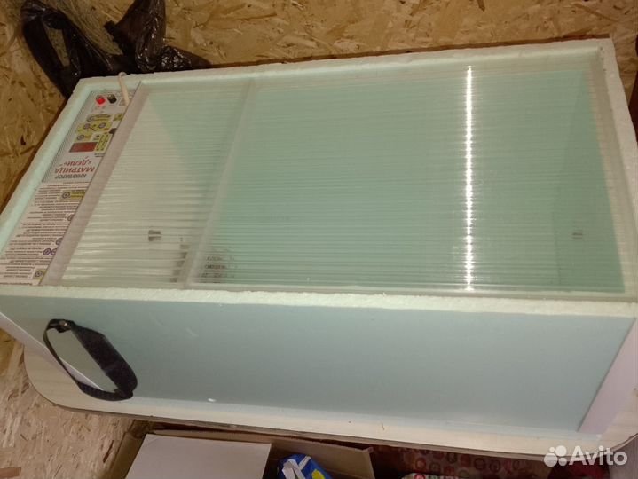 Инкубатор для яиц автоматический