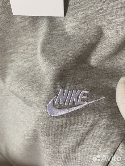 Футболка Nike серая