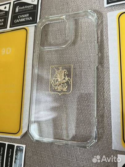 Чехол на iPhone 13 pro сусальное золото 18к