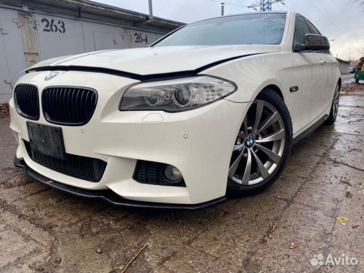 Стекло двери заднее левое Bmw 5 F10 N52B25 2011
