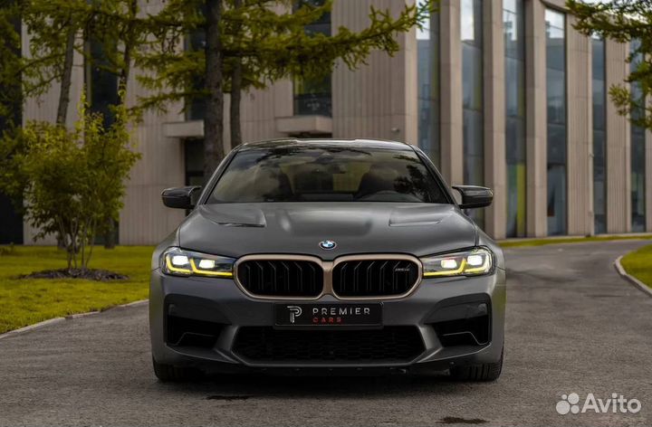 Аренда премиум BMW M5 CS